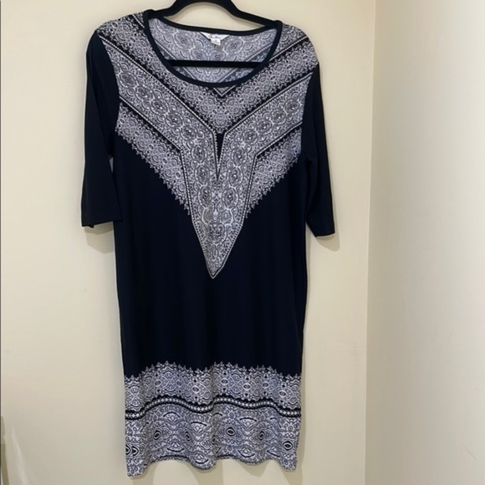 5th & Love Black and White Midi Dress- Sleeves Elbow length- Size S Stretchy